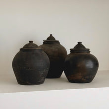 Load image into Gallery viewer, 120yr Old Ginger Jar _ Stone Grey/Black
