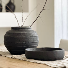 Load image into Gallery viewer, American Farmhouse Bowl _ Modern Black
